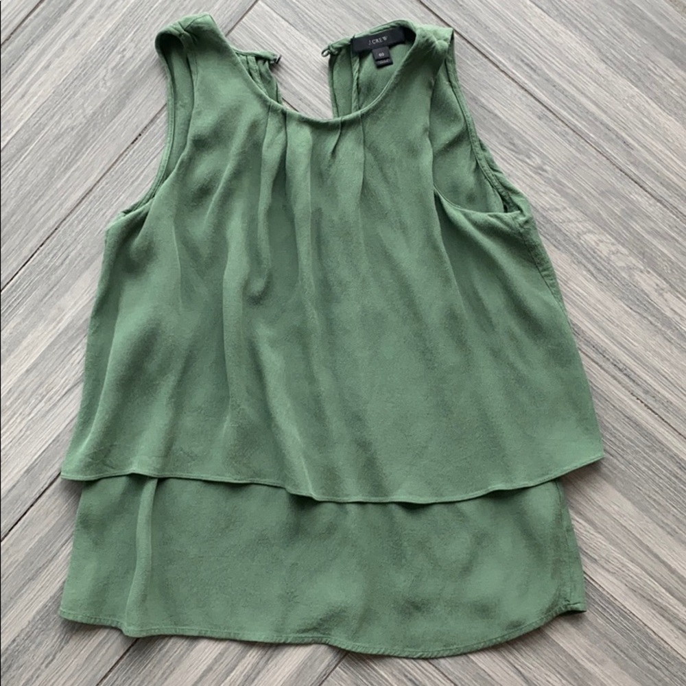 Beautiful forest green layered tank